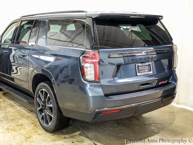 2021 Chevrolet Suburban RST photo 3