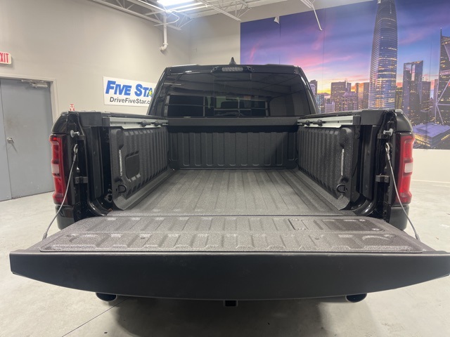 2025 Ram 1500 Laramie photo 32