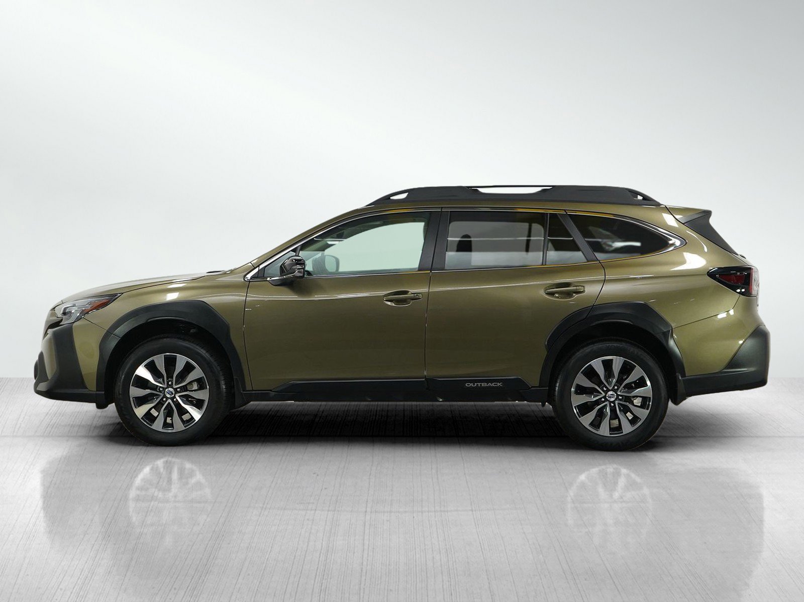 Used 2024 Subaru Outback Limited with VIN 4S4BTANC9R3236713 for sale in Burnsville, Minnesota