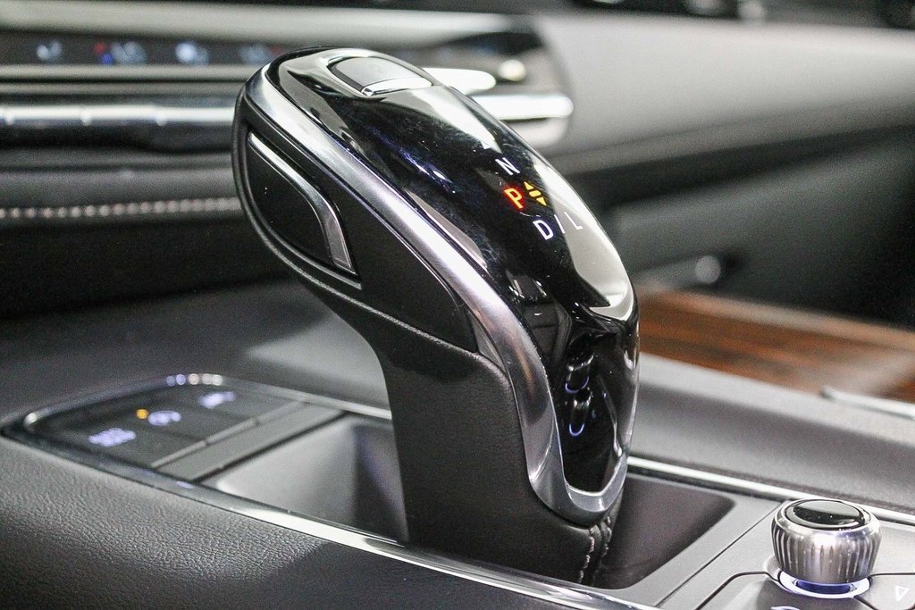 2024 Cadillac Escalade Premium Luxury photo 25