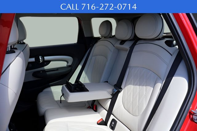 2020 Mini Cooper Base S ALL4 photo 13