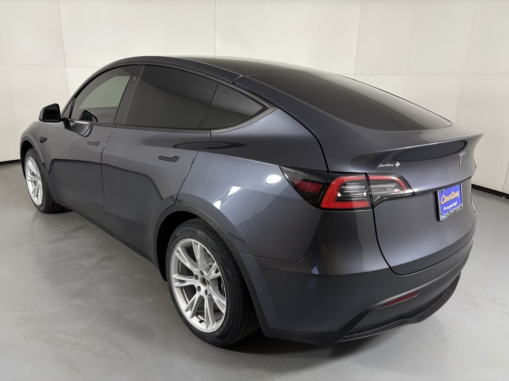 Used 2021 Tesla Model Y Standard Range with VIN 5YJYGDEDXMF130019 for sale in Scottsdale, AZ