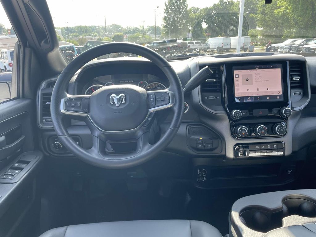 2025 Ram 2500 Tradesman photo 20