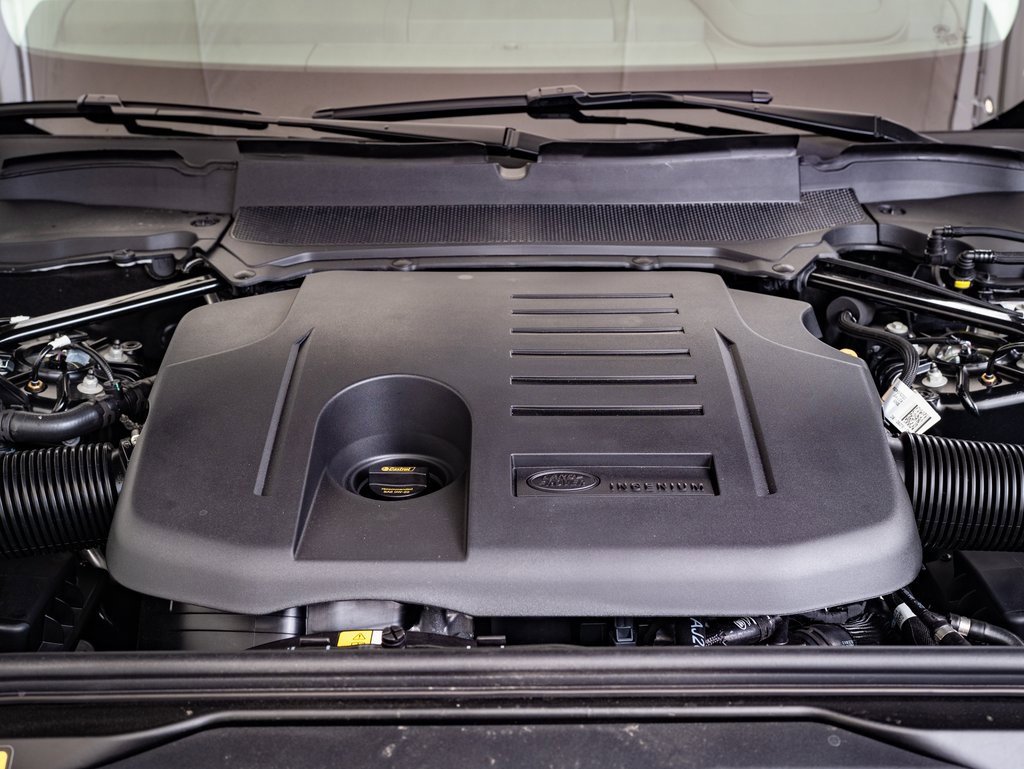 2025 Land Rover Discovery Metropolitan Edition photo 28