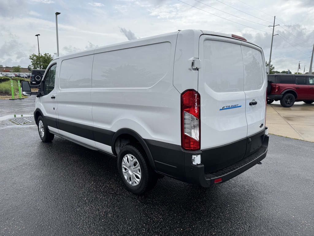 2025 Ford Transit photo 4