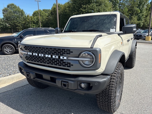 2025 Ford Bronco Badlands photo 4