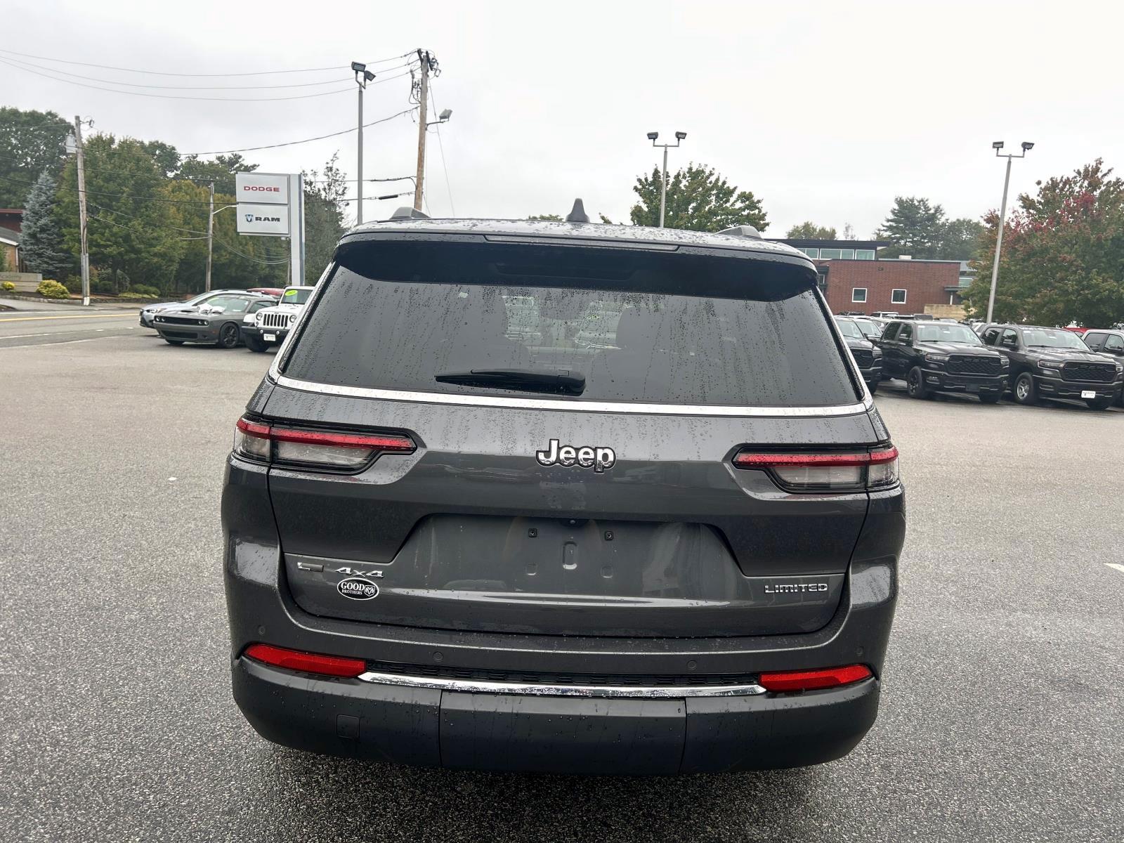 2022 Jeep Grand Cherokee Limited photo 6