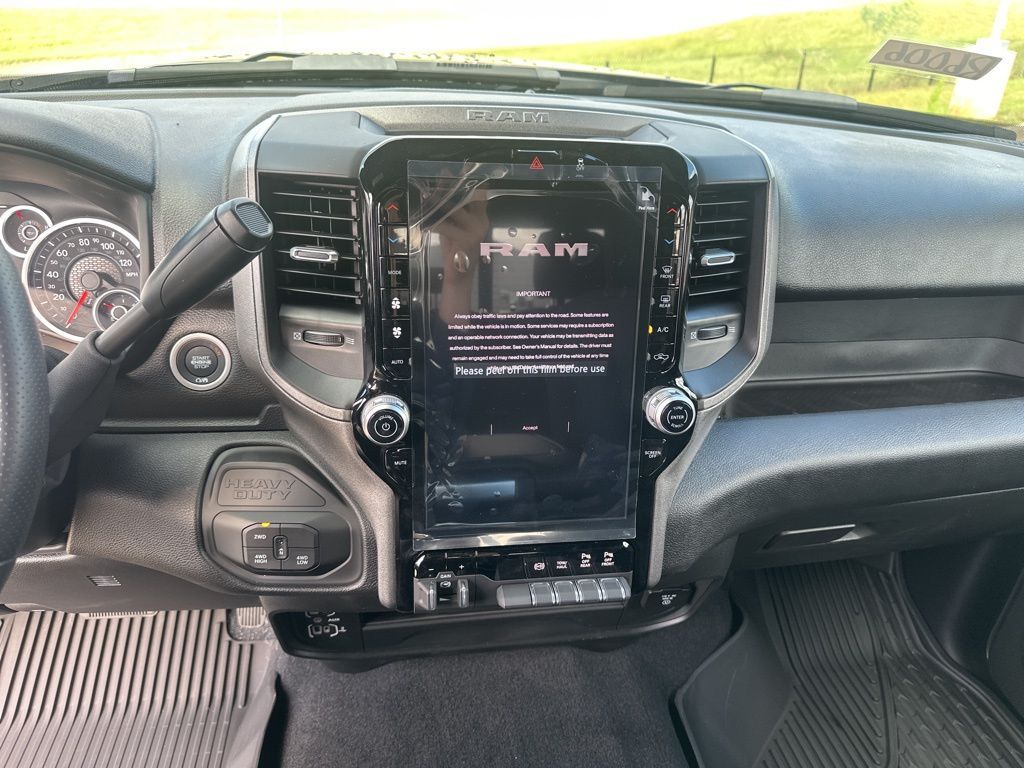 2026 Ram 2500 Tradesman photo 27