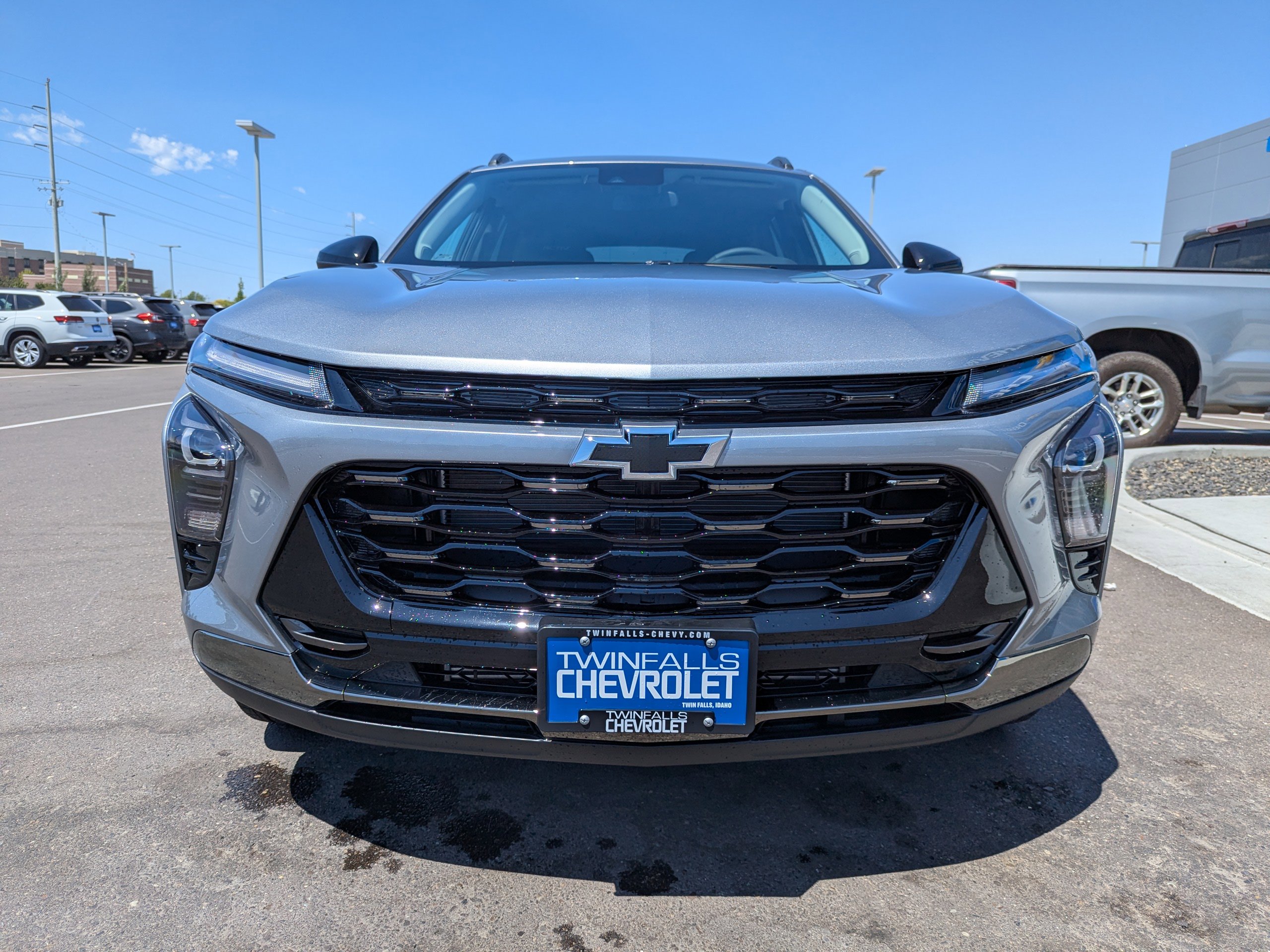 2025 Chevrolet Trax ACTIV photo 2