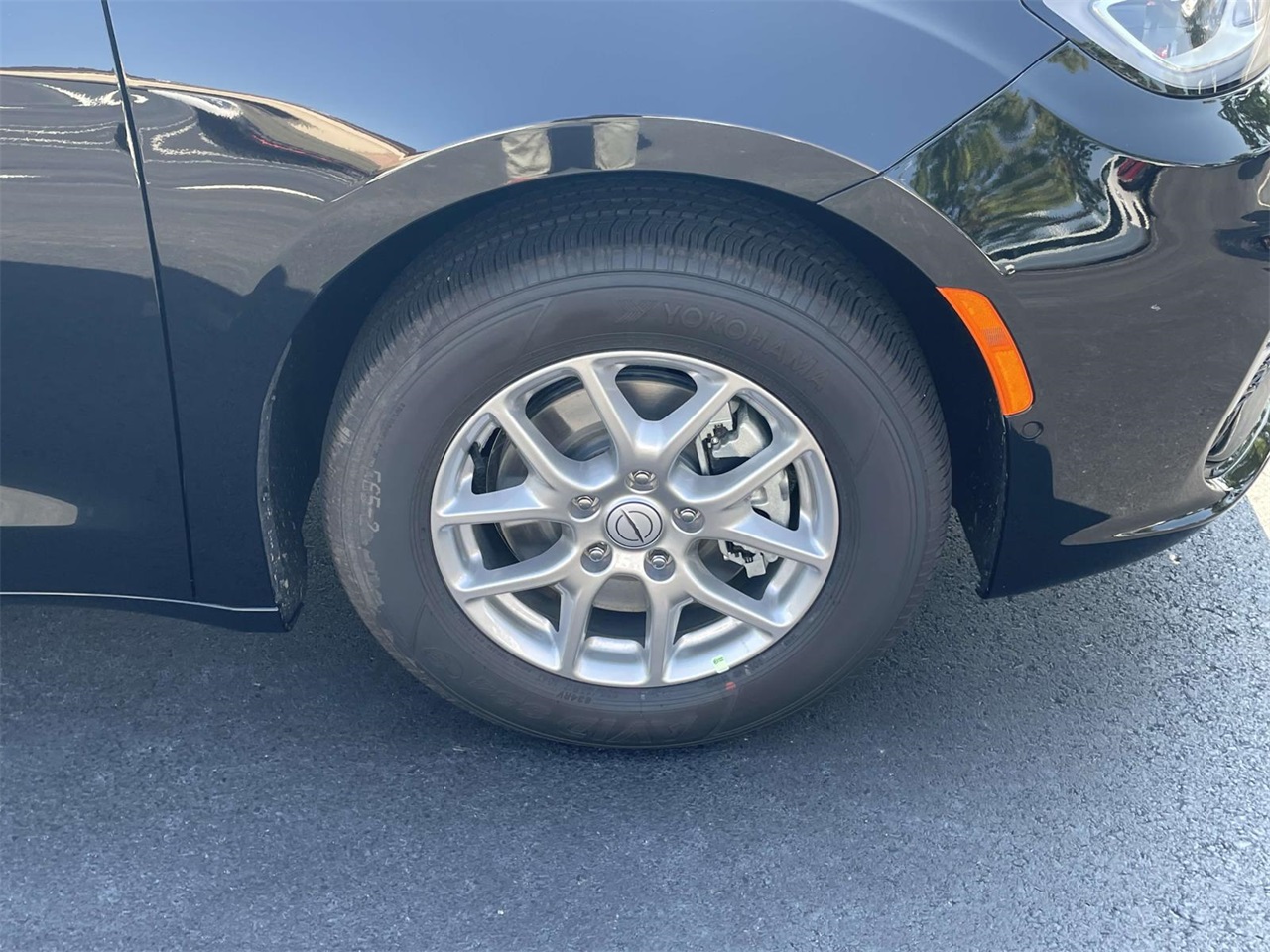 2026 Chrysler Pacifica photo 29