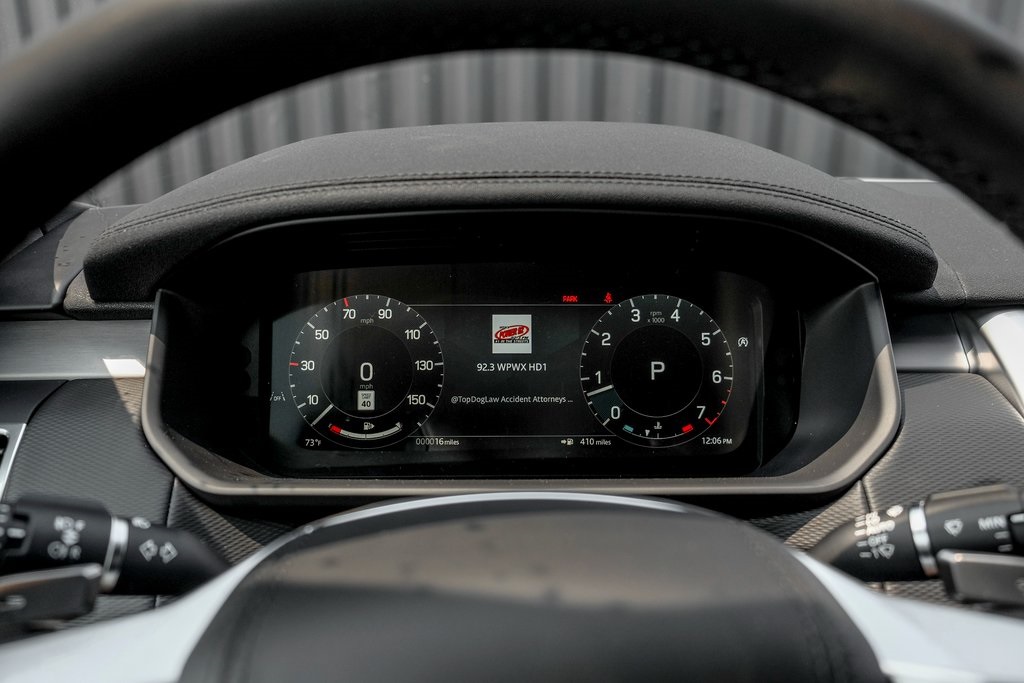 2025 Land Rover Discovery SE photo 8