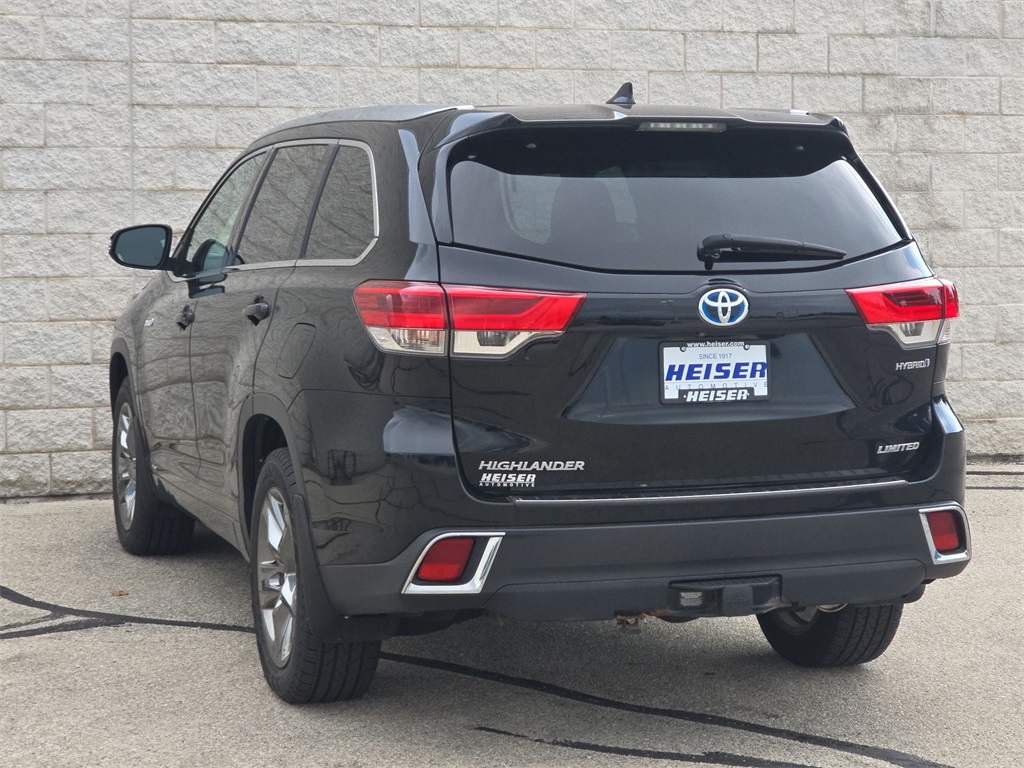 2019 Toyota Highlander Hybrid Limited Platinum photo 11