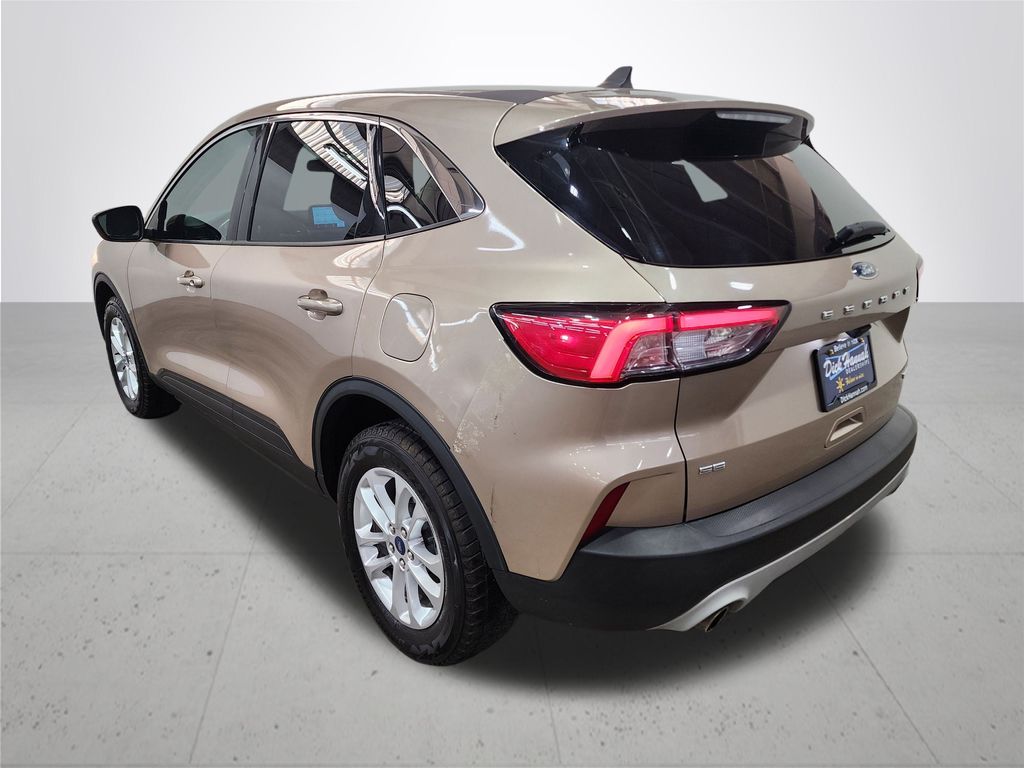 2020 Ford Escape SE photo 9