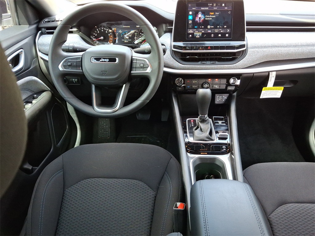 2025 Jeep Compass Sport photo 12