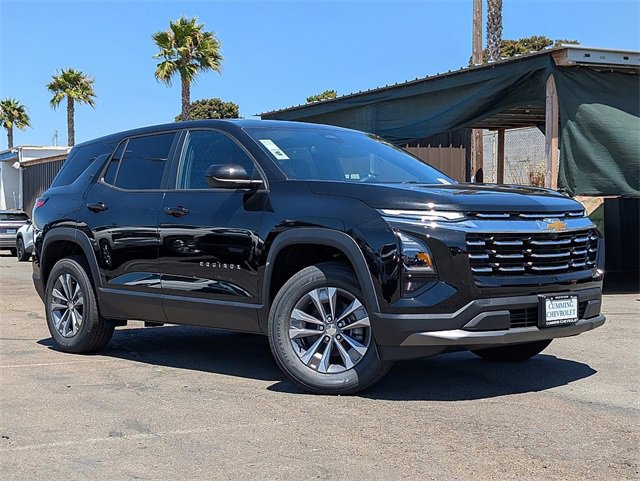2026 Chevrolet Equinox photo 2