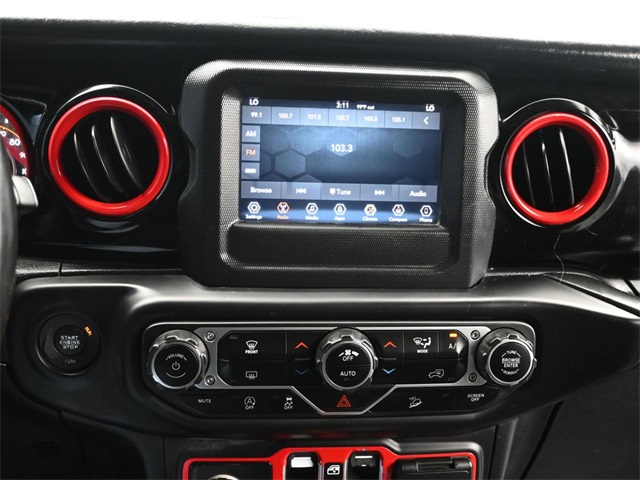 2019 Jeep Wrangler Unlimited Sahara photo 10