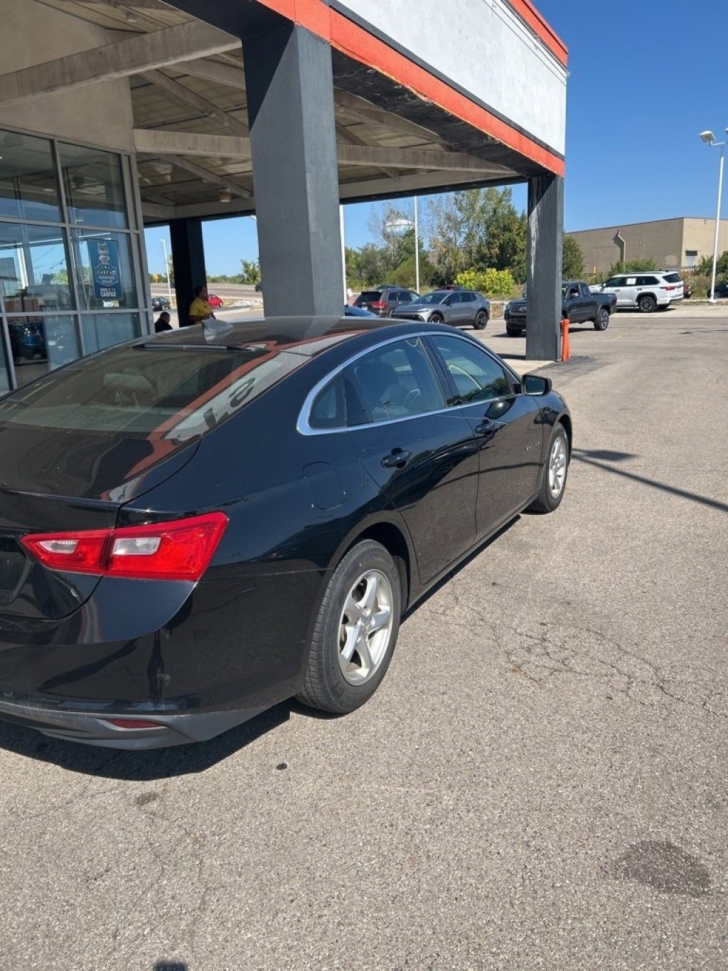2018 Chevrolet Malibu LS photo 4