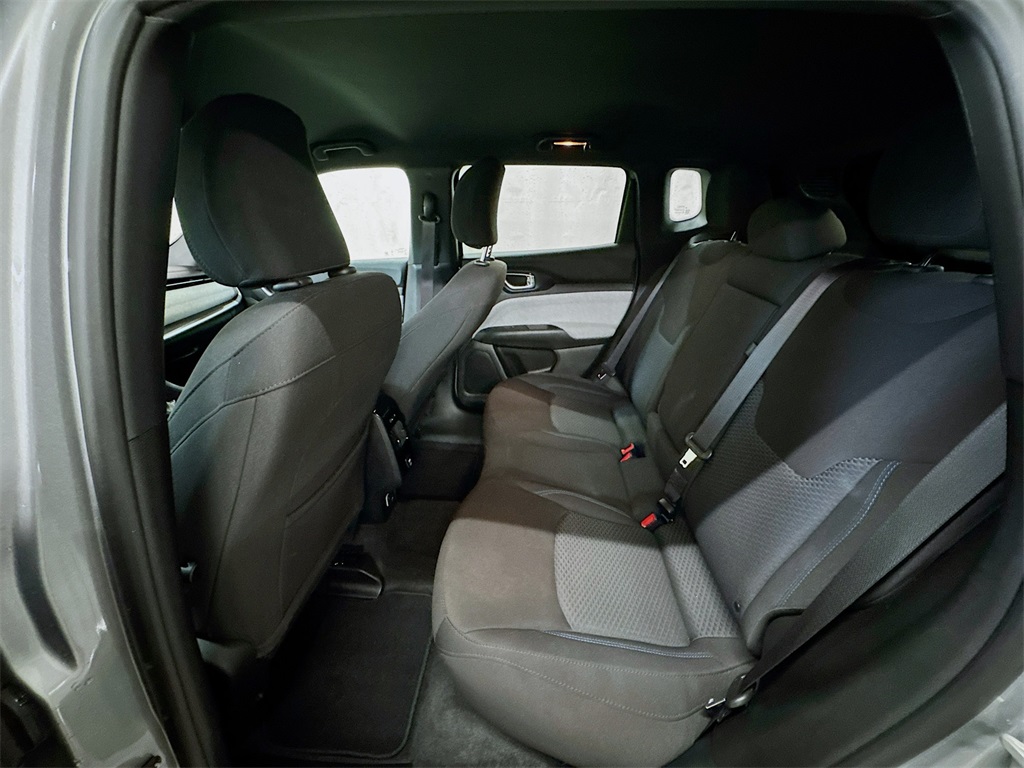 2024 Jeep Compass Sport photo 19