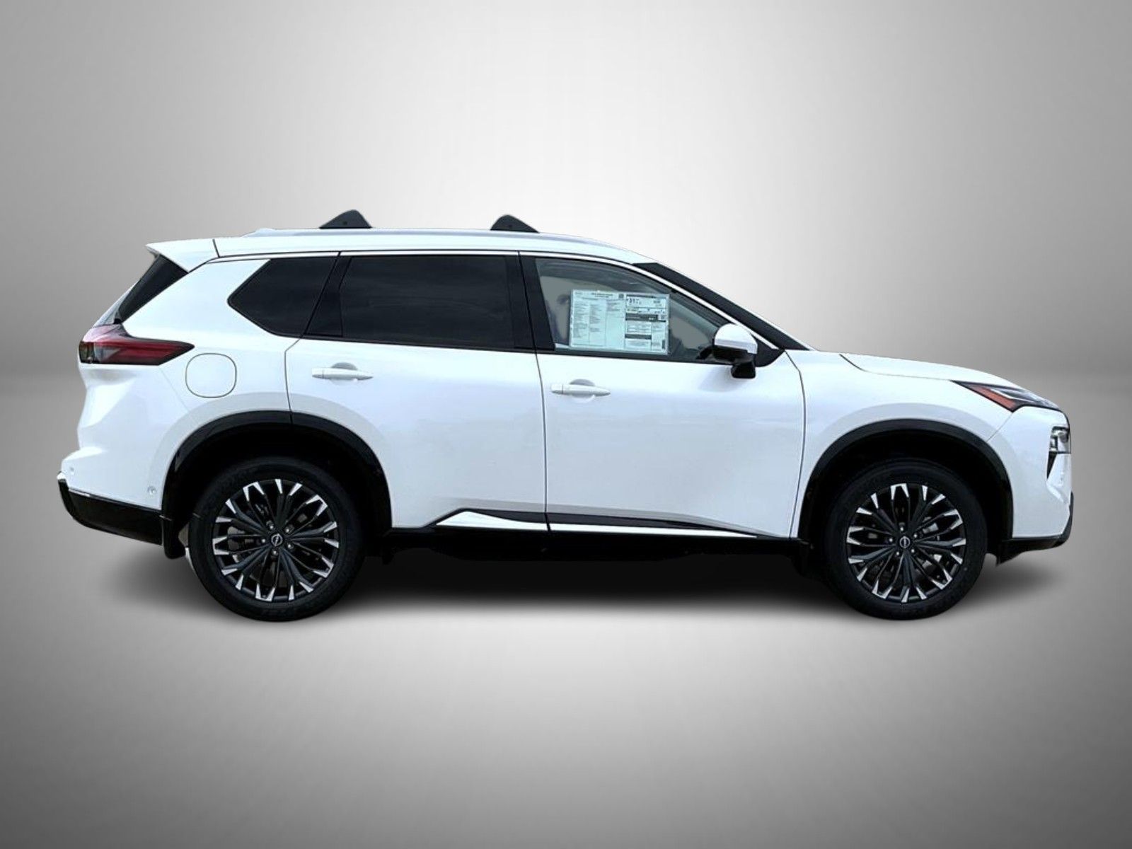 2026 Nissan Rogue Platinum photo 3