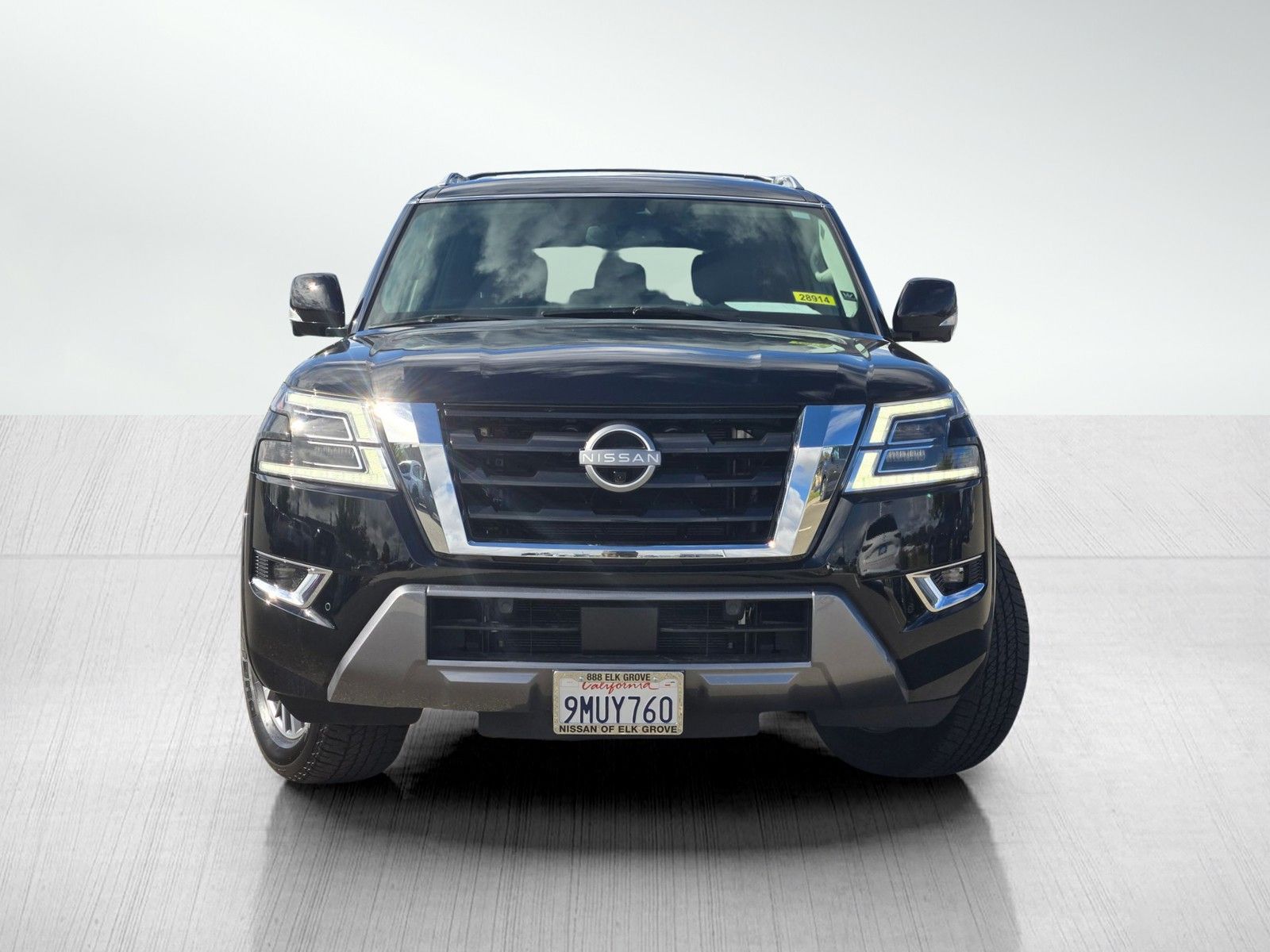 2024 Nissan Armada SL photo 2