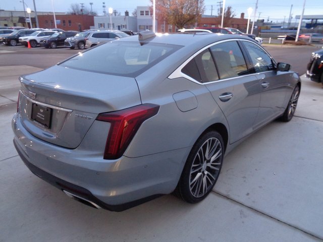 2025 Cadillac CT5 Premium Luxury photo 4