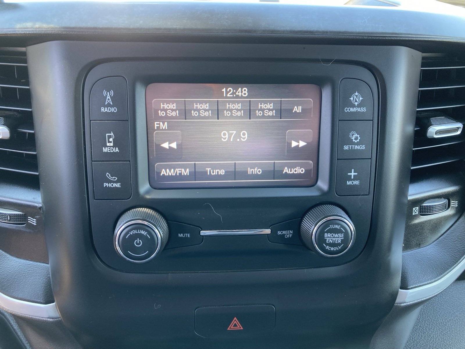 2021 Ram 1500 photo 22