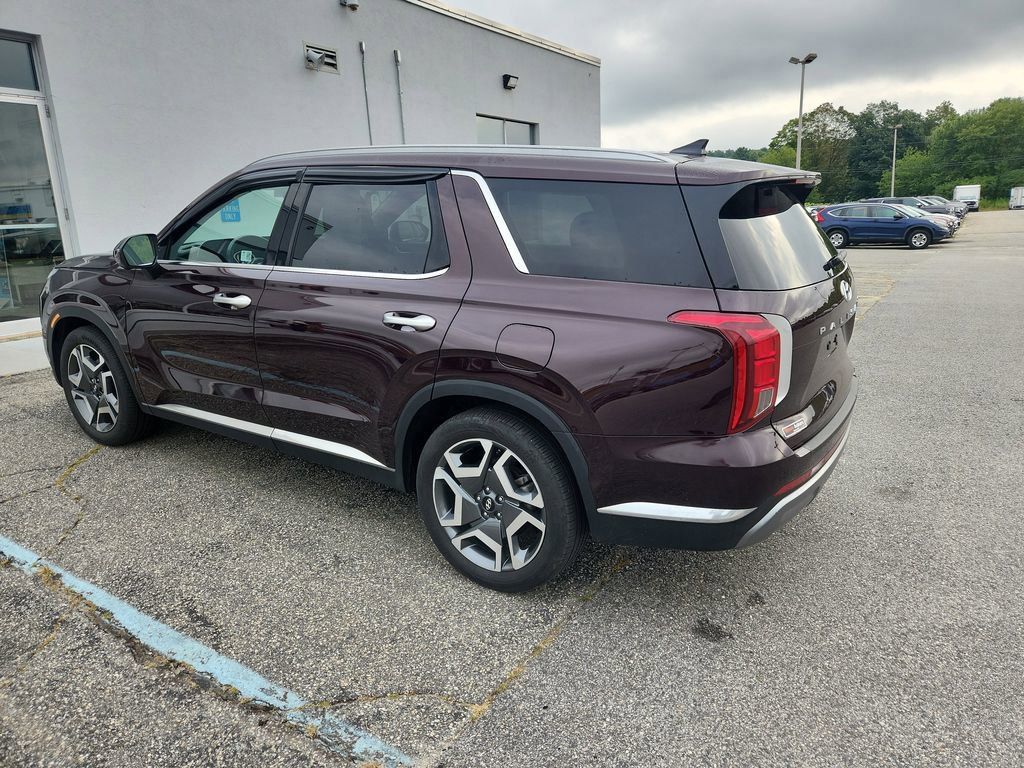 2024 Hyundai Palisade Limited photo 4