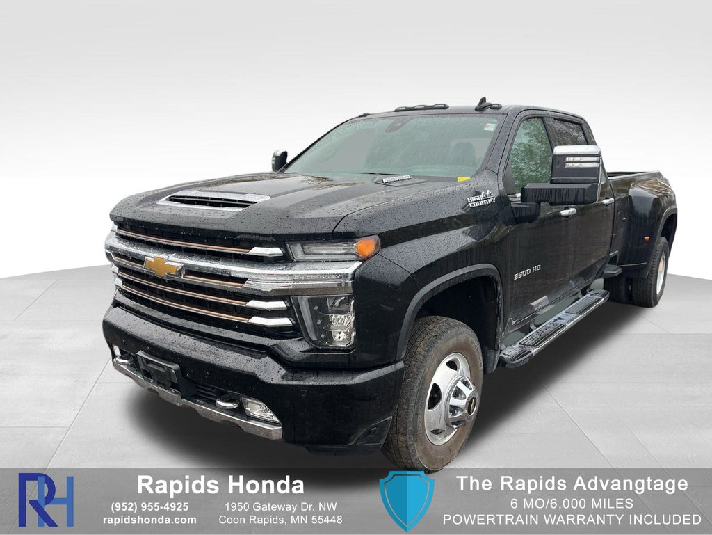2023 Chevrolet Silverado 3500HD High Country's photo