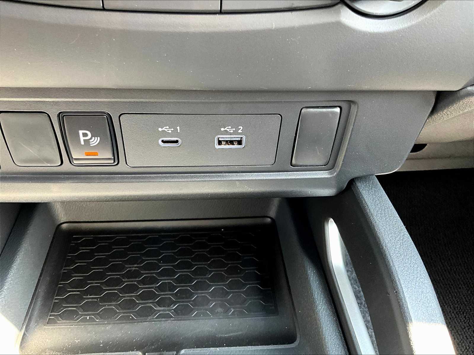 2025 Nissan Frontier SV photo 25