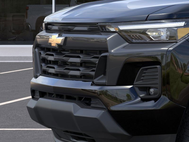 2025 Chevrolet Colorado Work Truck LT photo 13