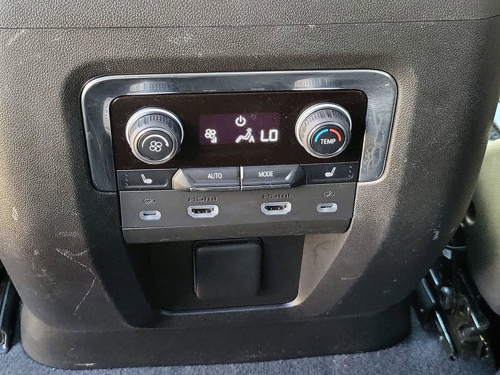 2023 Chevrolet Tahoe High Country photo 18