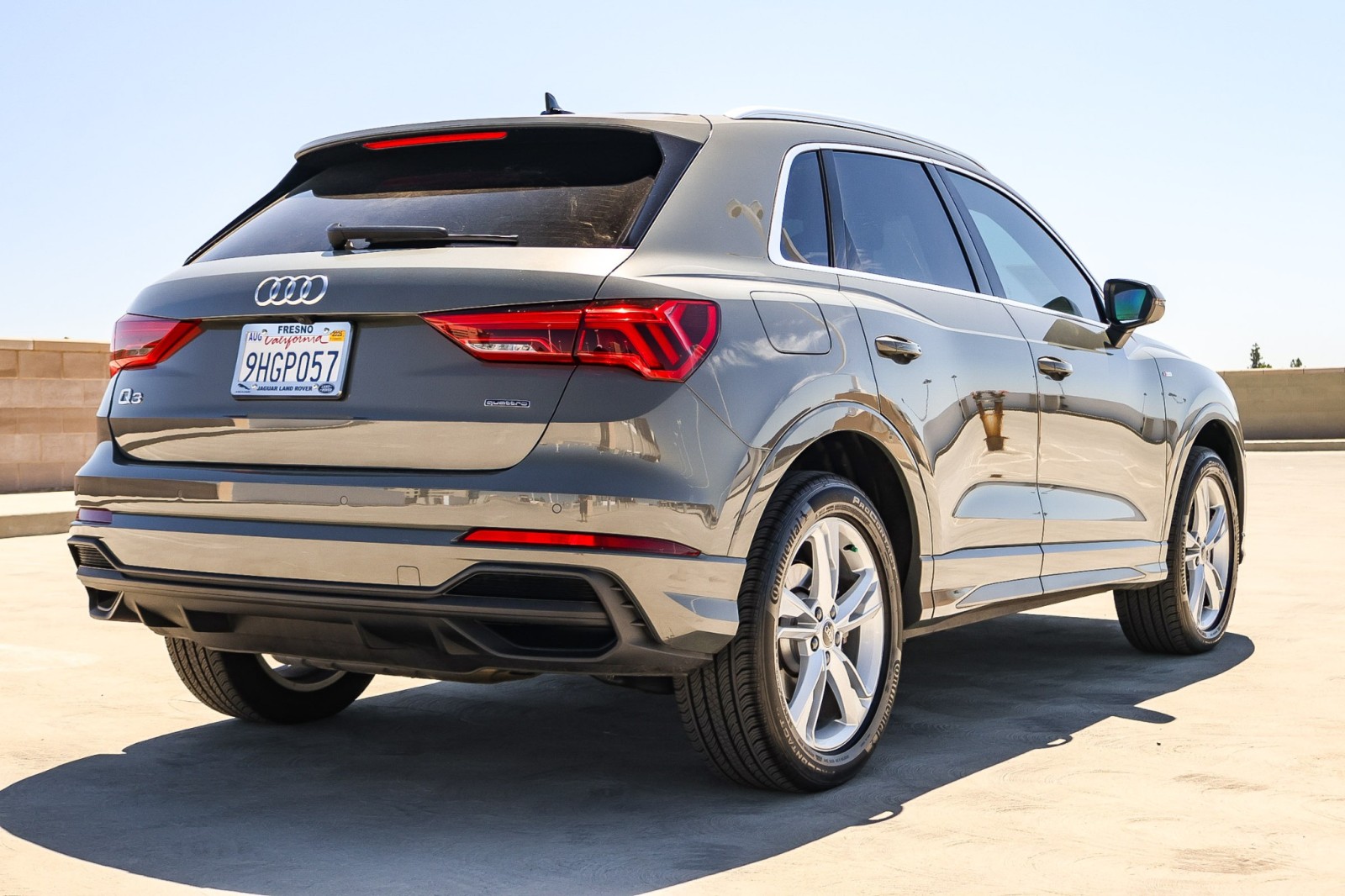 2023 Audi Q3 S line Premium Plus photo 4