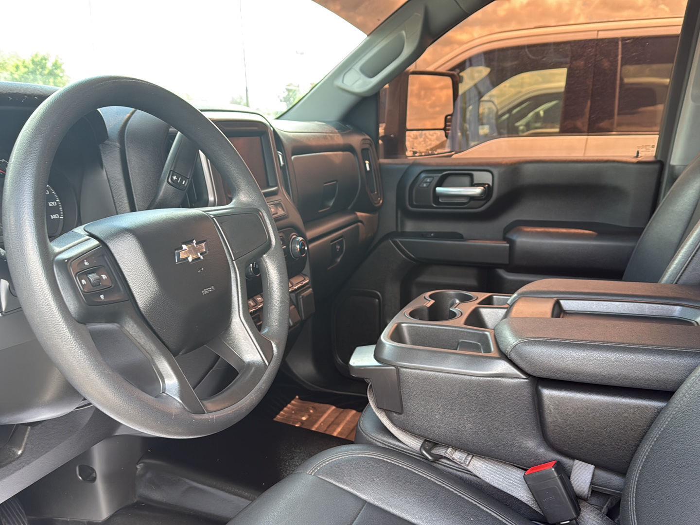 2023 Chevrolet Silverado 2500HD Work Truck photo 4