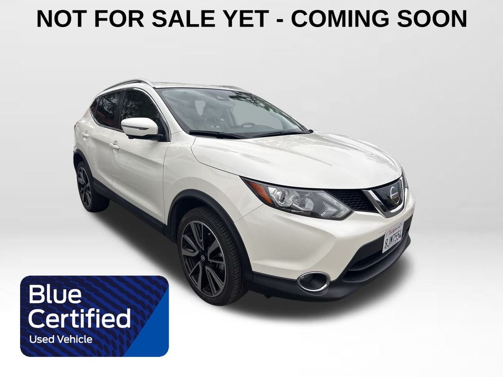 2019 Nissan Rogue Sport SL's photo