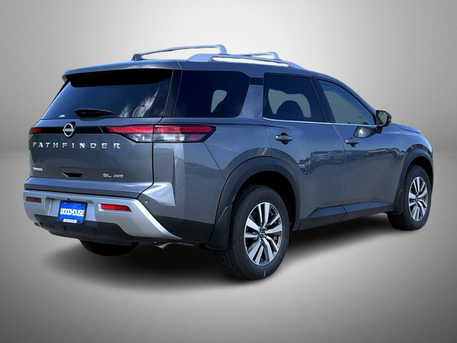 2025 Nissan Pathfinder SL photo 3