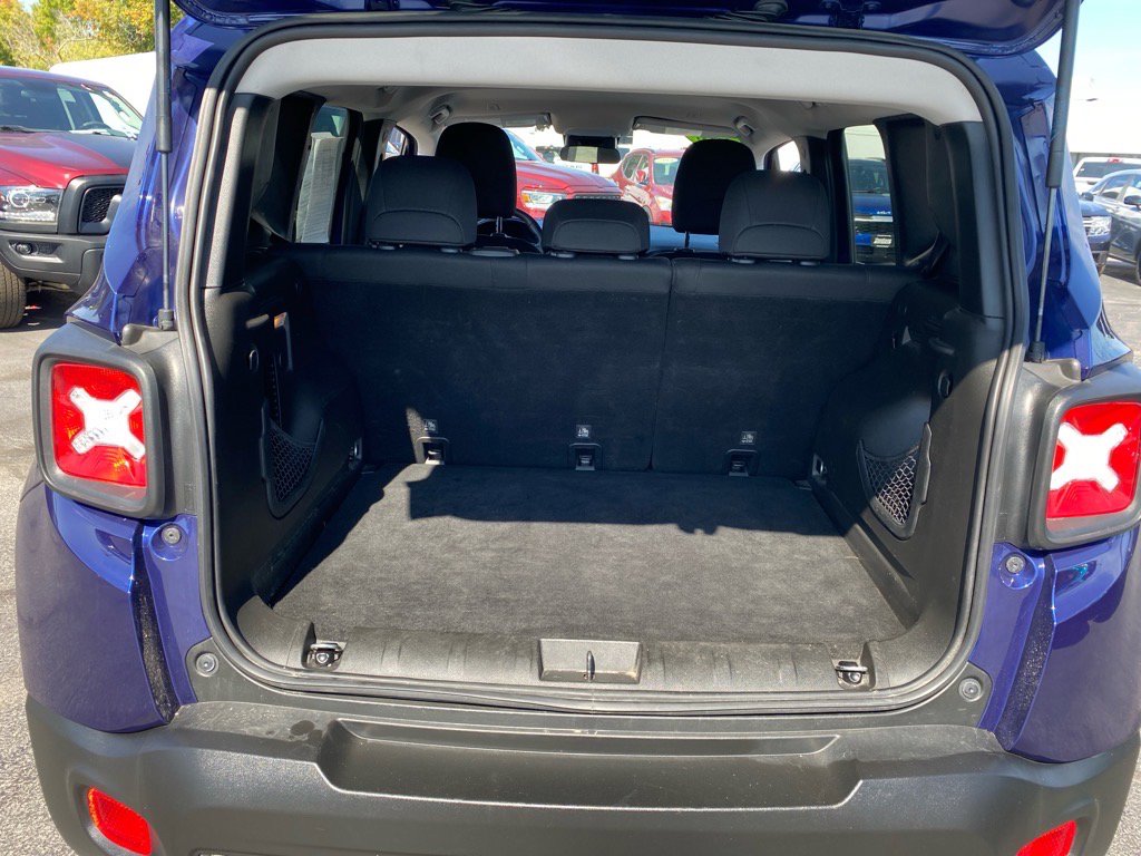 2020 Jeep Renegade Latitude photo 21