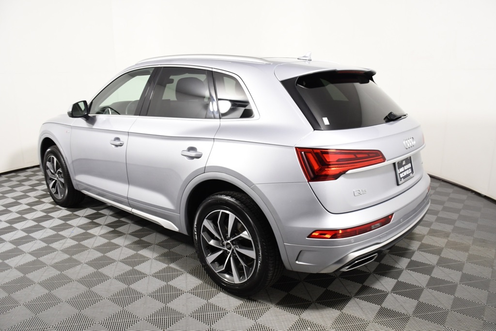 2024 Audi Q5 S line Premium Plus photo 3