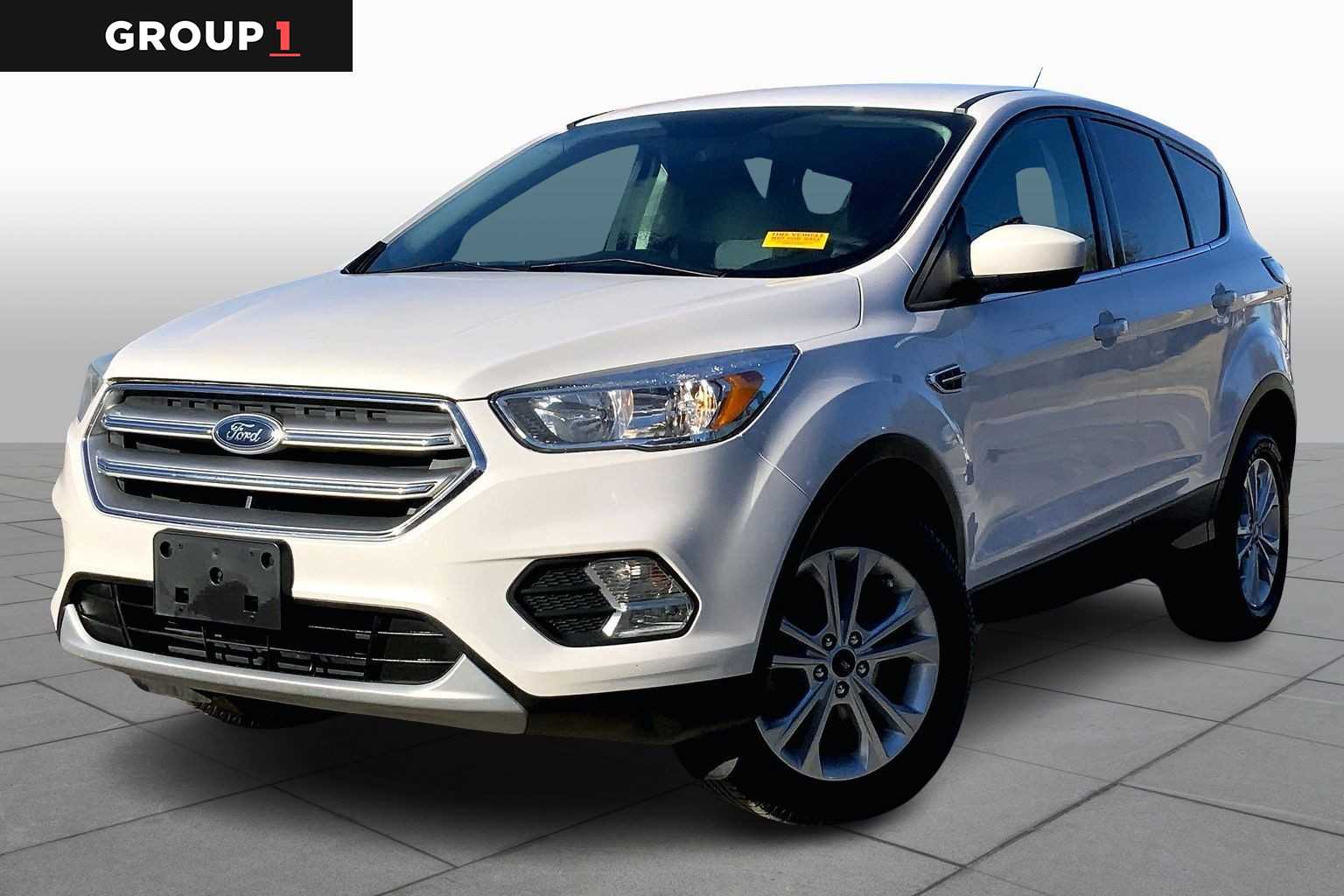 2017 Ford Escape SE's photo