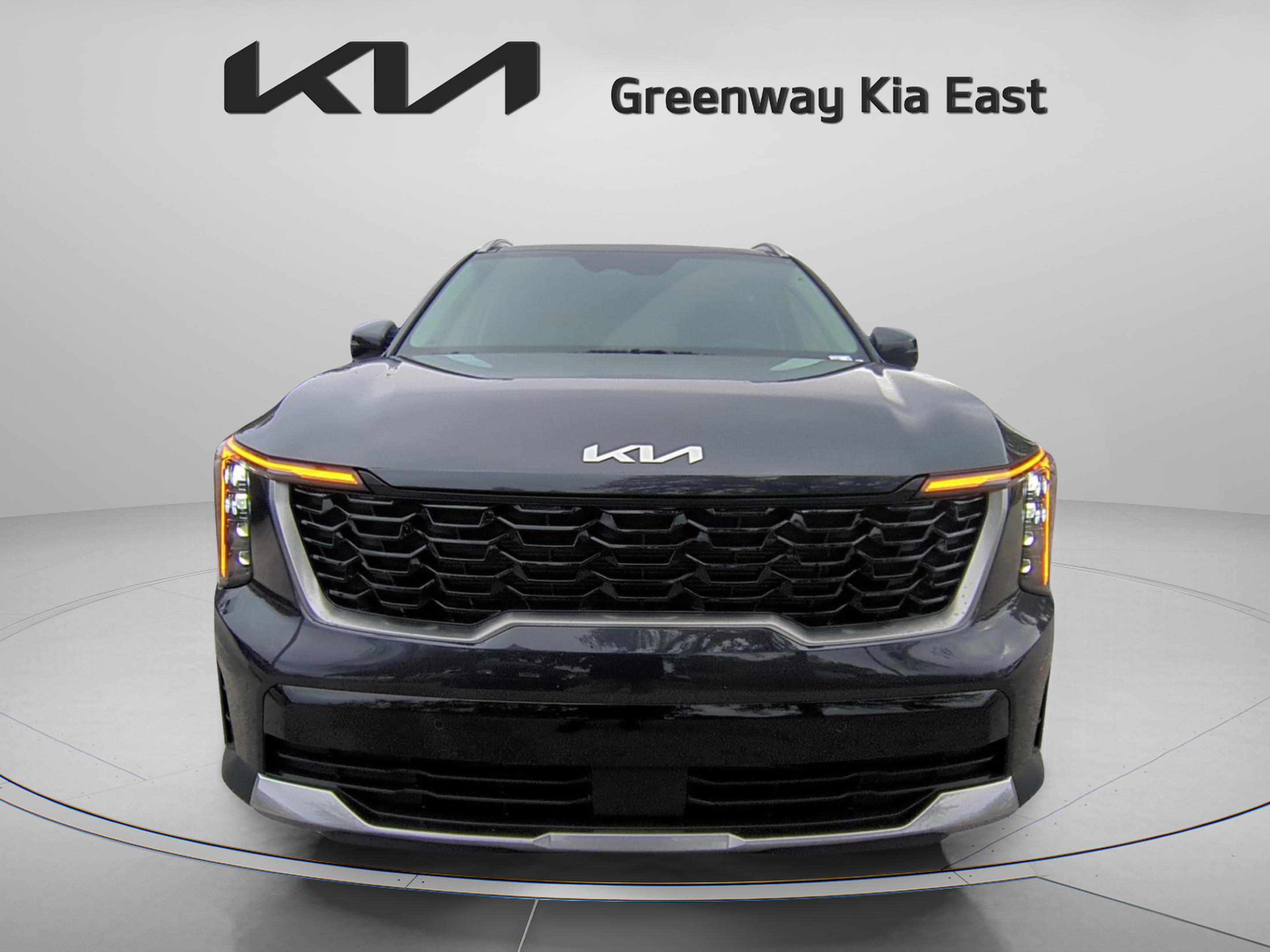 2025 Kia Sorento S photo 2