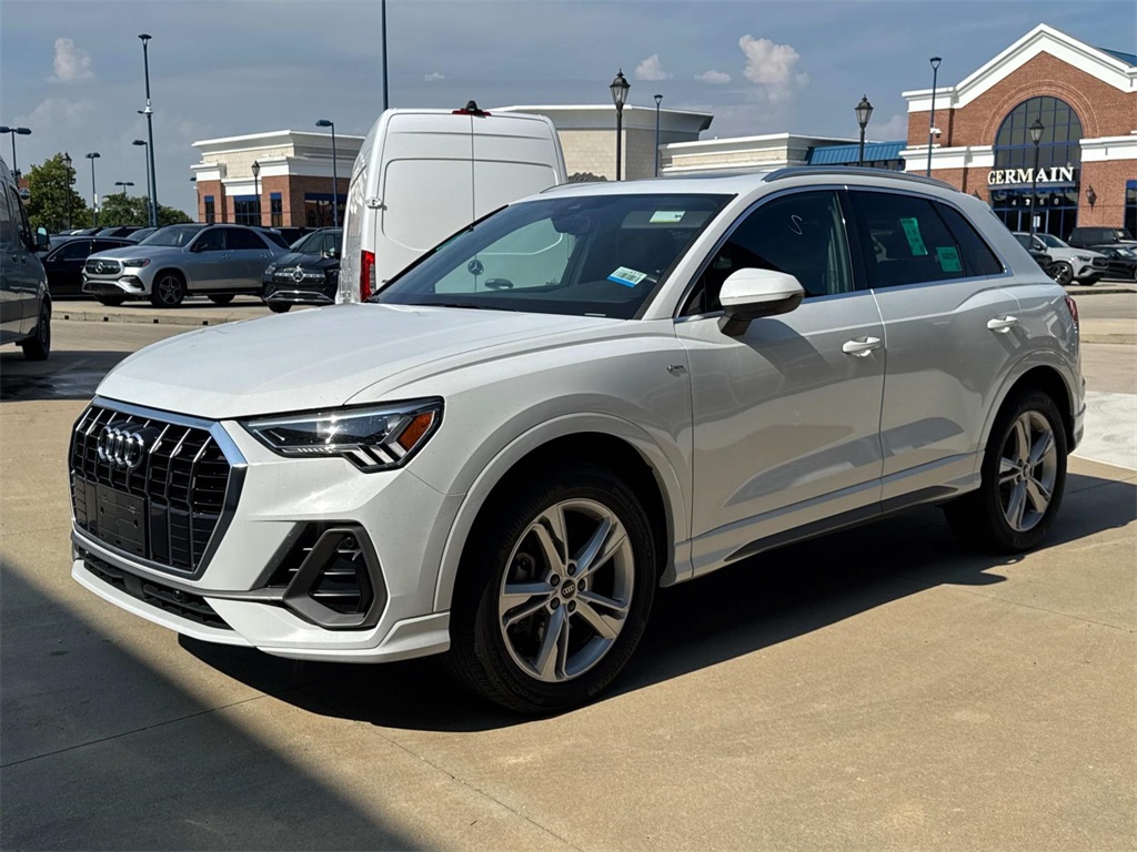 2022 Audi Q3 S line Premium Plus photo 9