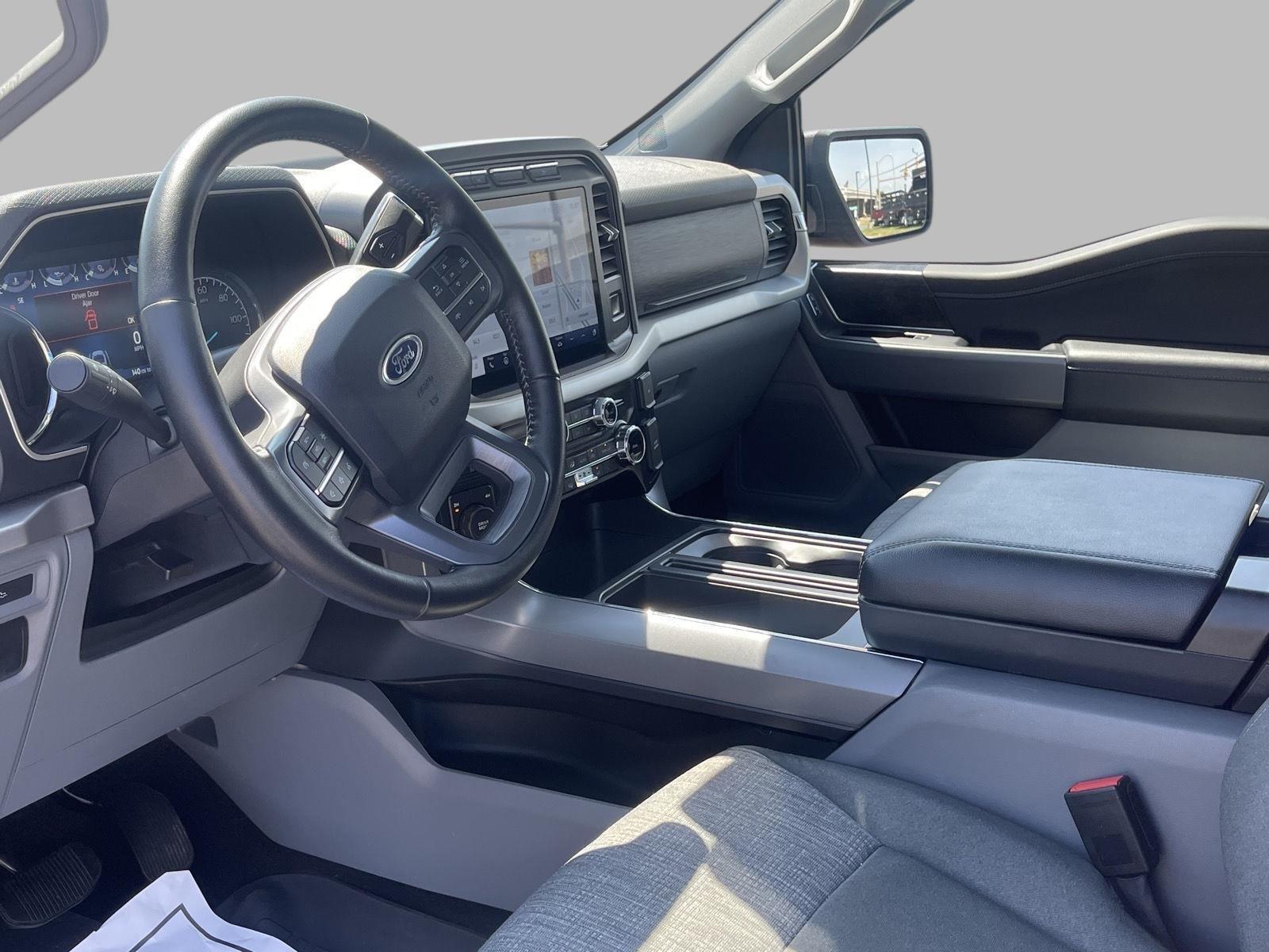 2022 Ford F-150 XLT photo 21