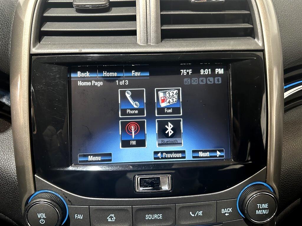 2013 Chevrolet Malibu LTZ photo 18