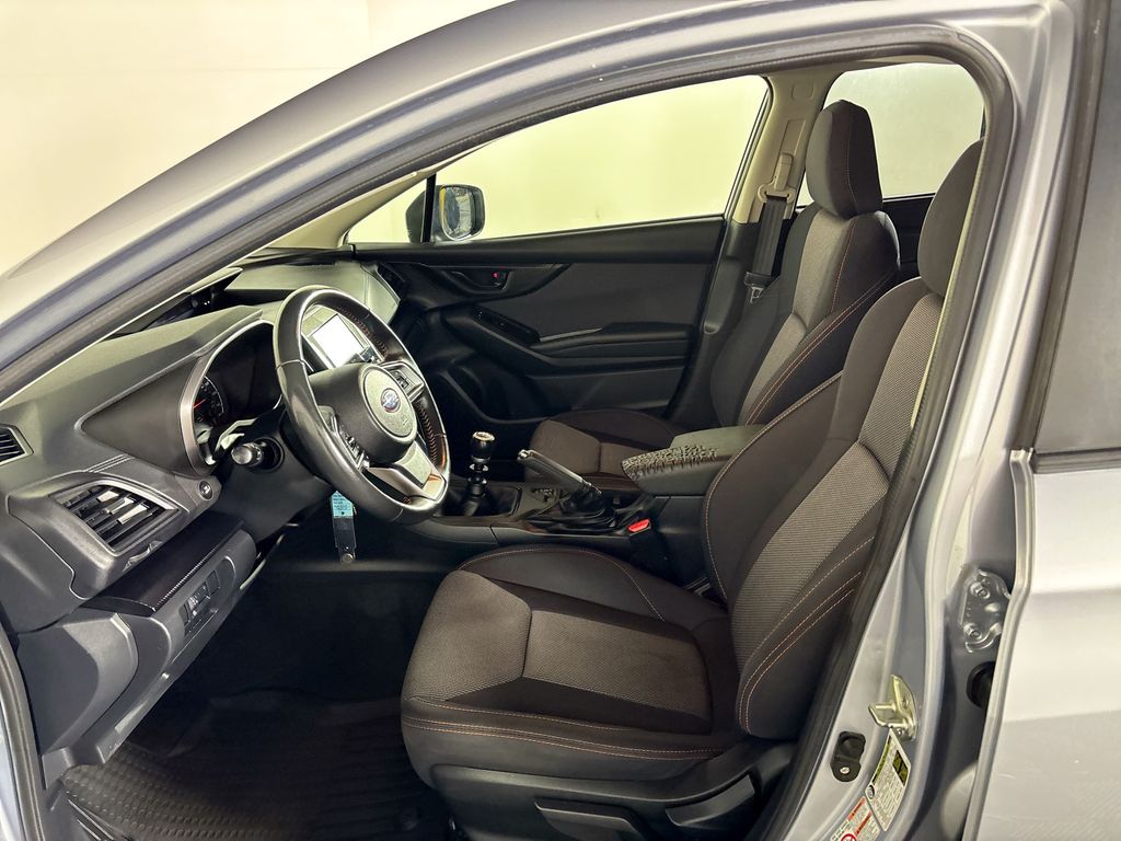 2019 Subaru Crosstrek 2.0i Premium photo 11