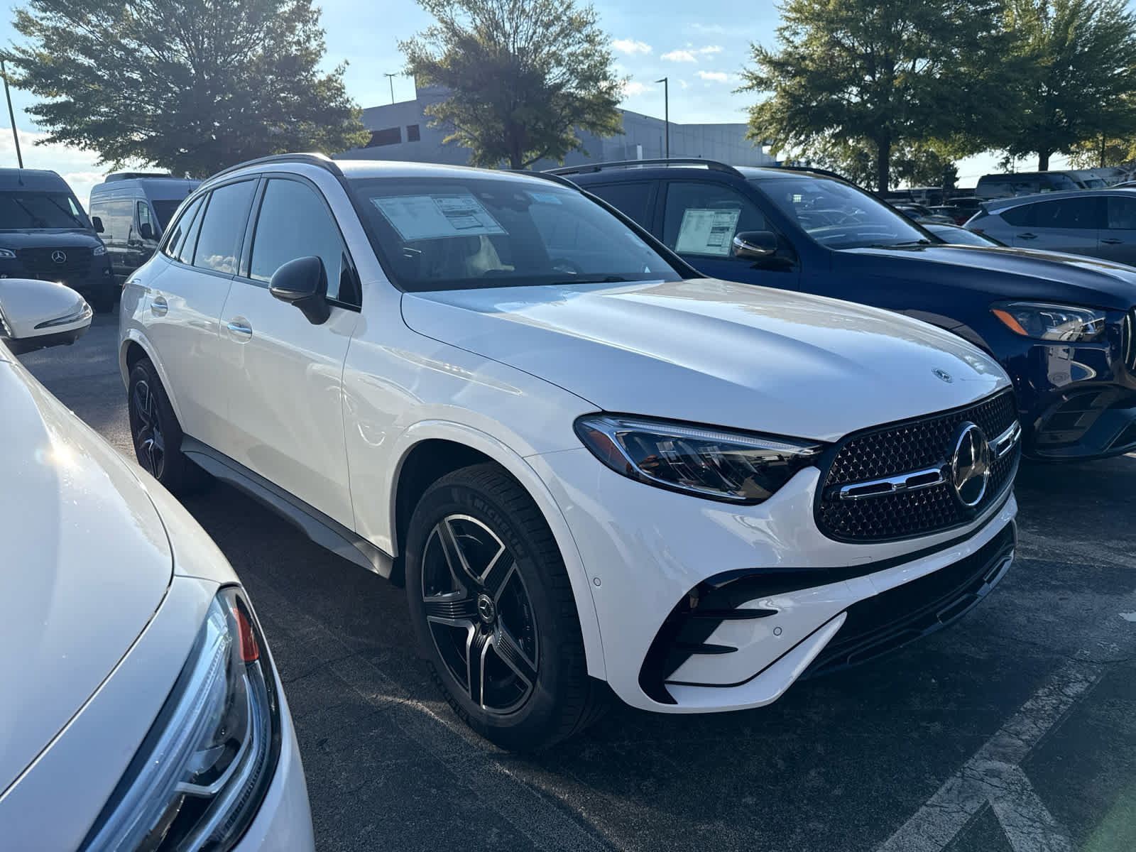 2026 Mercedes Benz GLC 300 4MATIC photo 4