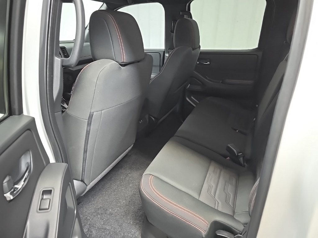 2023 Nissan Frontier PRO-4X photo 30