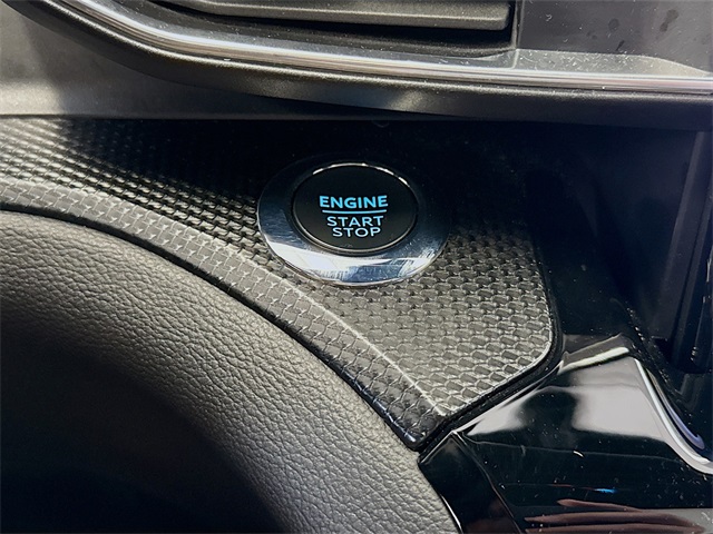 2023 Ford Explorer ST photo 14