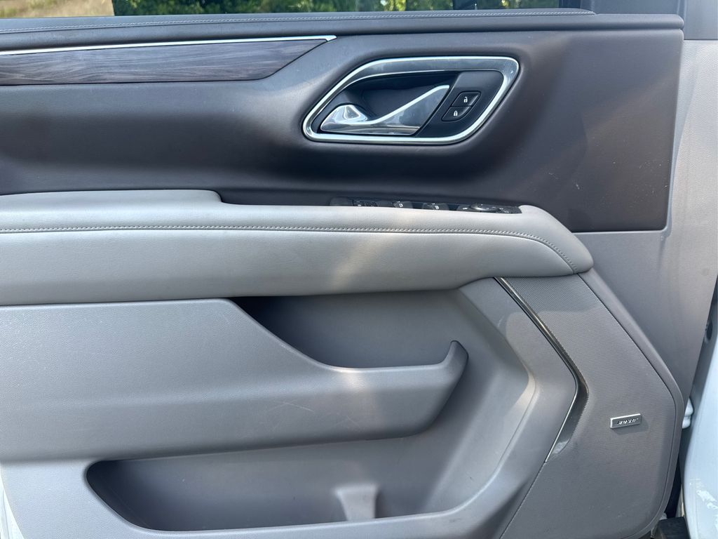 2021 Chevrolet Tahoe LT photo 24