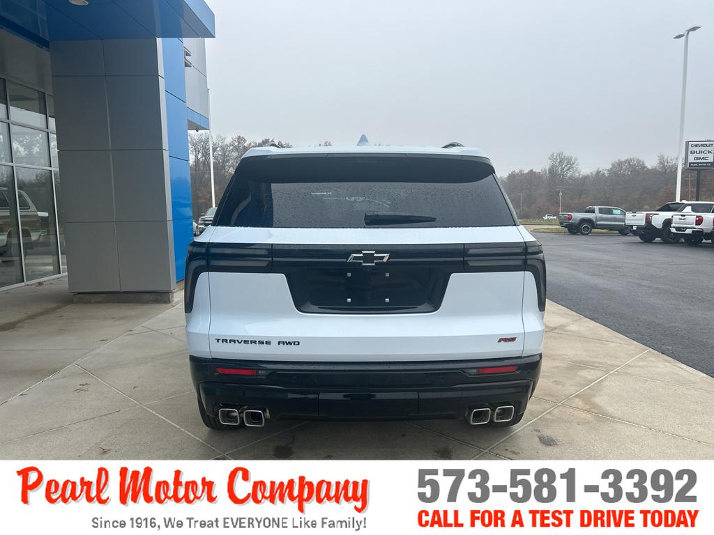 2026 Chevrolet Traverse RS photo 2