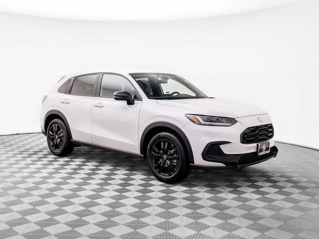 2026 Honda HR-V Sport photo 4