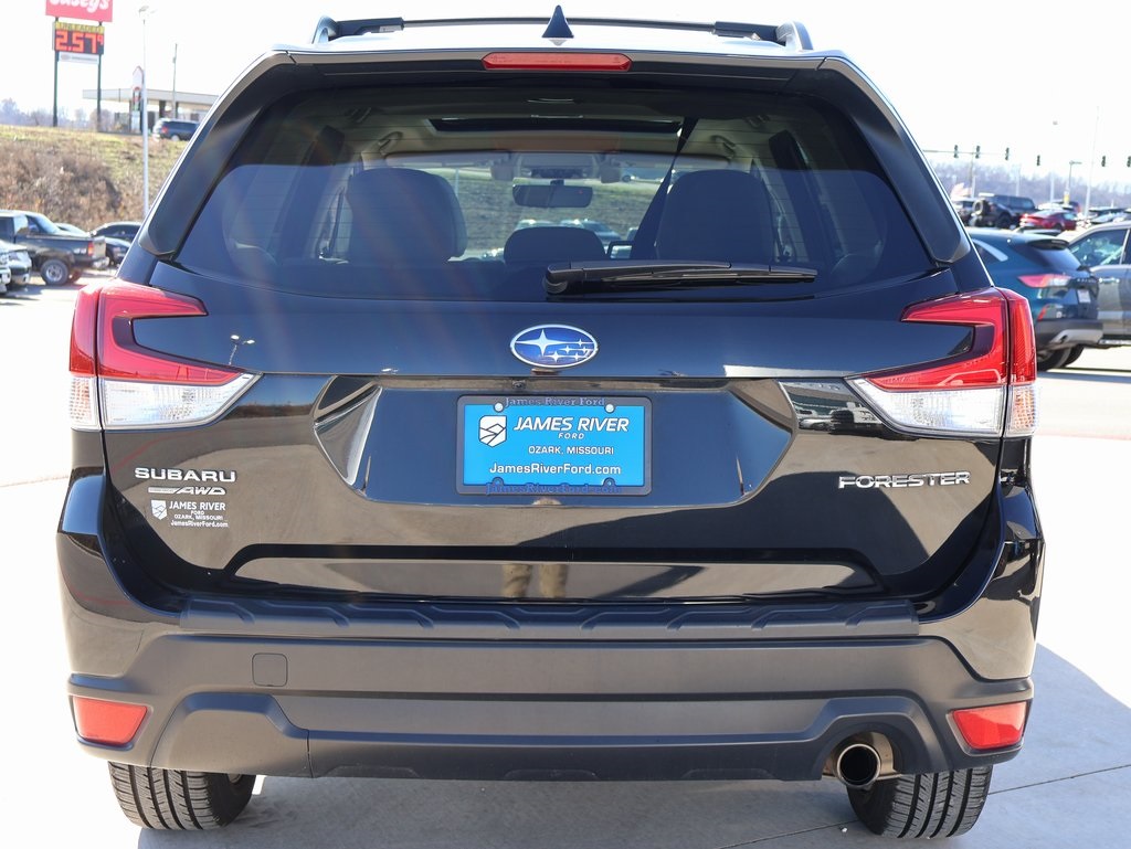 2020 Subaru Forester Limited photo 2